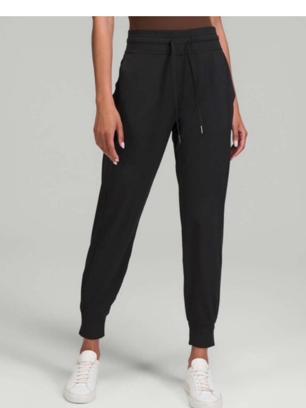 Lululemon Ready to Rulu Women's Jogger Pants size 4 black